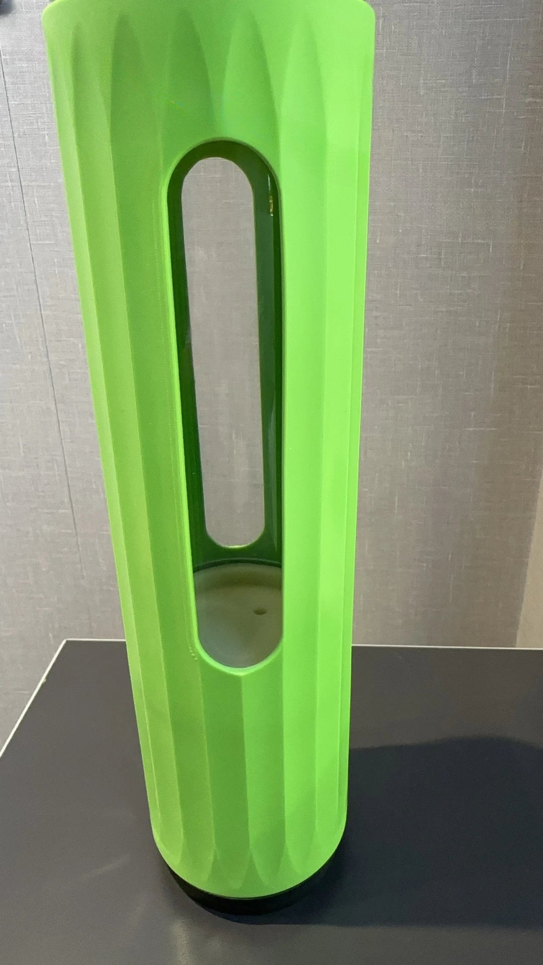The second generation of 3-ball containers The first electric tennis/paddle ball pressurizer